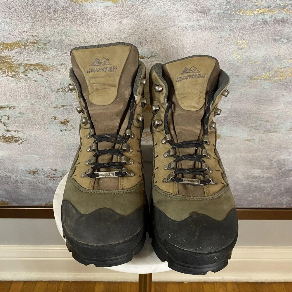 Montrail Boots Mens Size 10.5 Brown Nubuck Vibram Waterproof Hiking Snow Ankle